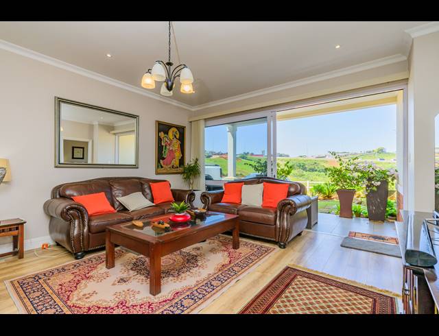 2 BEDROOM RETIREMENT UNIT FOR SALE IN KINDLEWOOD ESTATE